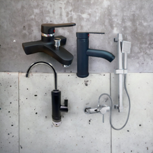 Učitajte sliku u preglednik galerije, Razne česme i tuševi