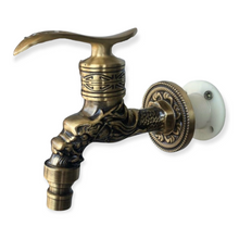 Učitajte sliku u preglednik galerije, Dizajnerska česma