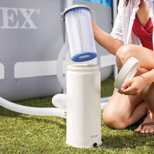 Učitajte sliku u preglednik galerije, INTEX 26638 pumpa za filtraciju bazena – 3785 L/h s filtrom i priborom za montažu
